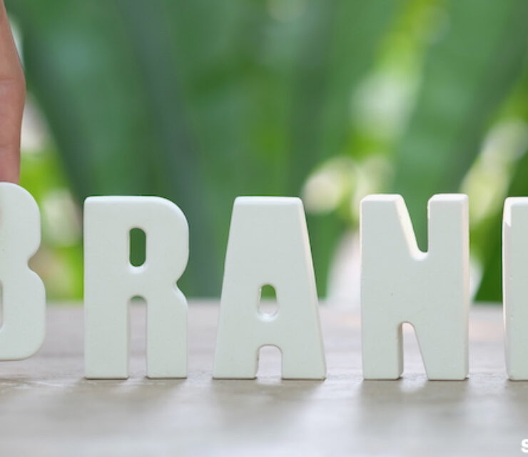 Turn-Blog-Into-A-Popular-Brand